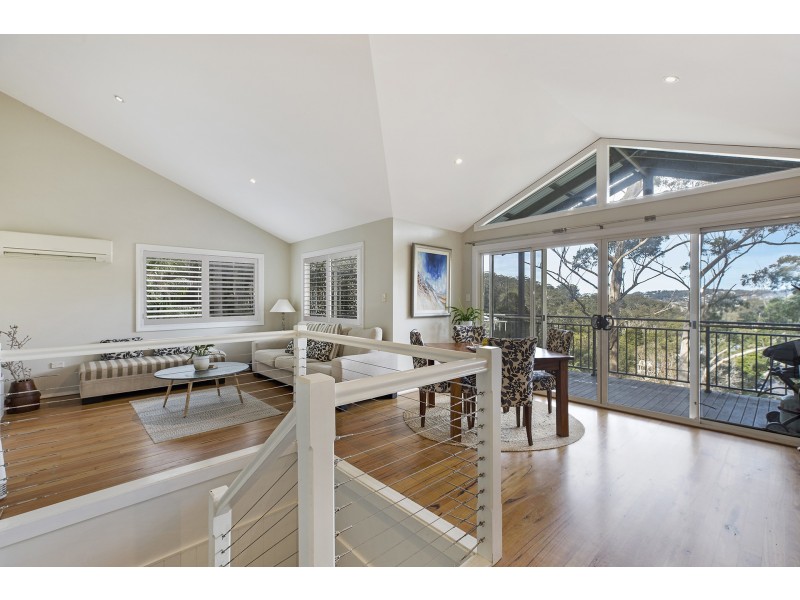27 Harcourt Place, North Avoca NSW 2260