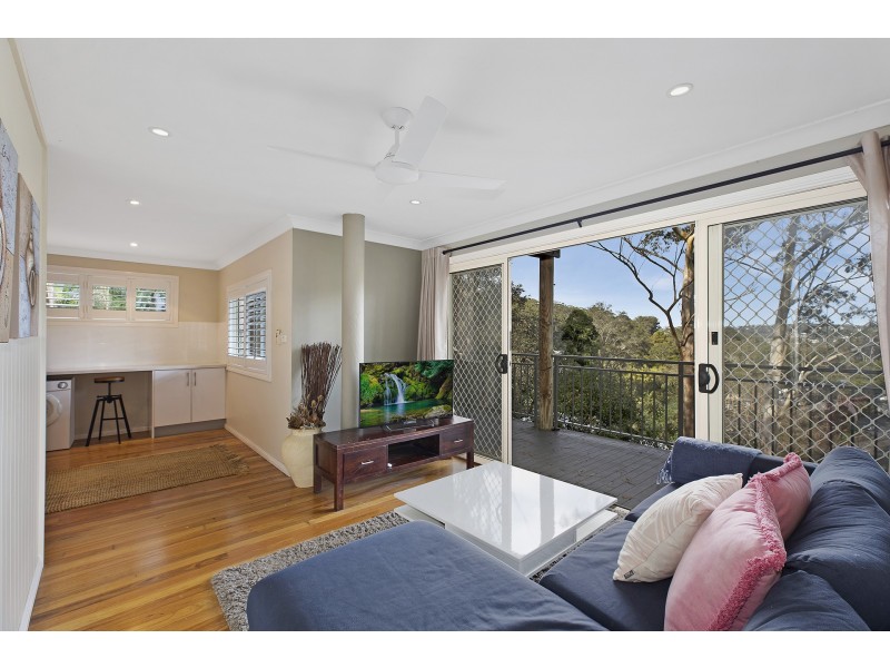 27 Harcourt Place, North Avoca NSW 2260