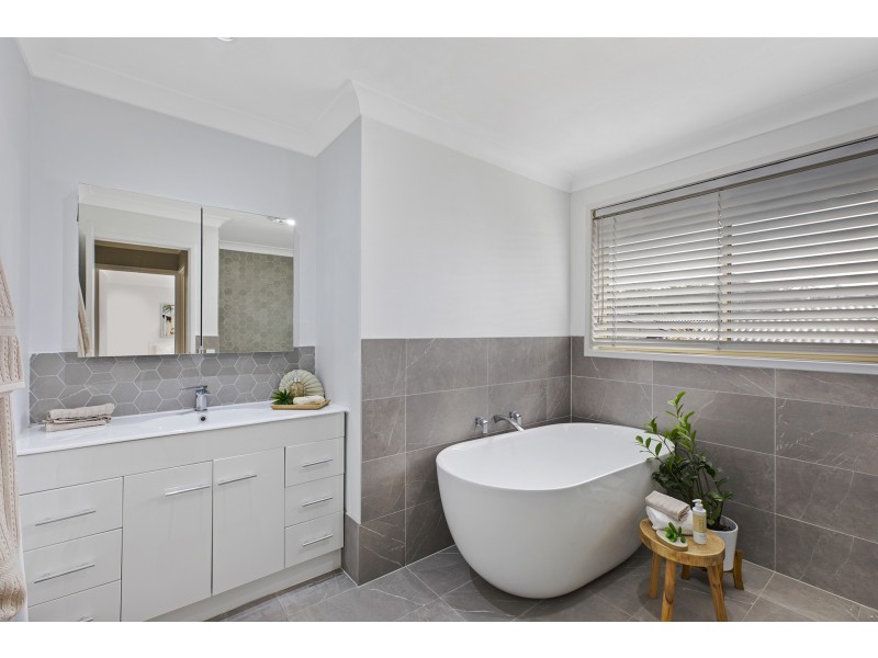 12 Windemere Drive, Terrigal NSW 2260