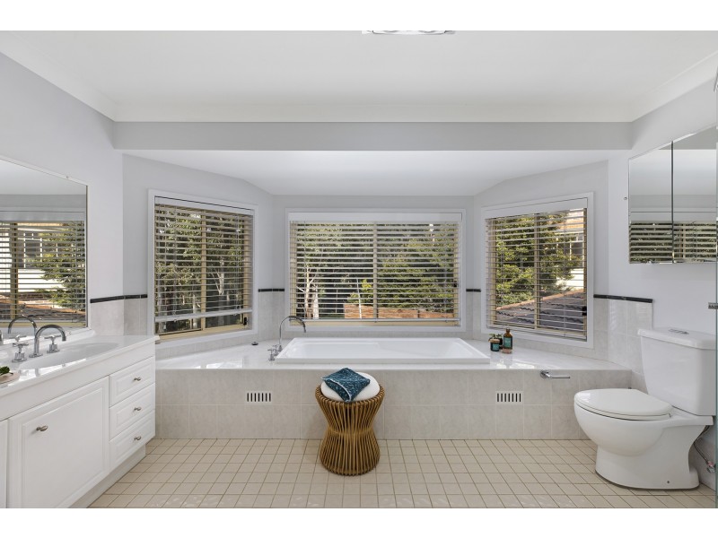 12 Windemere Drive, Terrigal NSW 2260