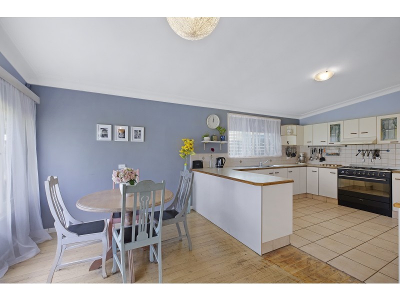 30 Dillon Road, Wamberal NSW 2260