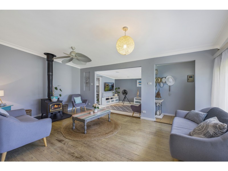 30 Dillon Road, Wamberal NSW 2260