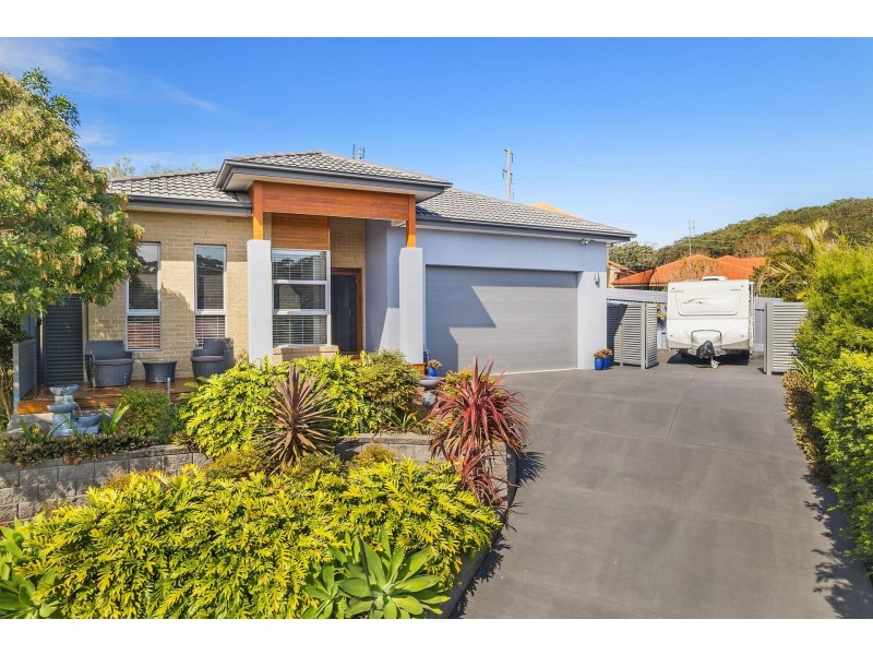 13 Cheltenham Close, Terrigal NSW 2260
