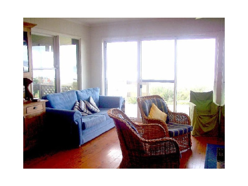 28 North Avoca Parade, North Avoca NSW 2260