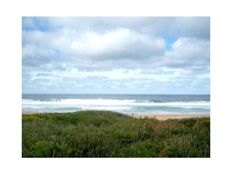 28 North Avoca Parade, North Avoca NSW 2260