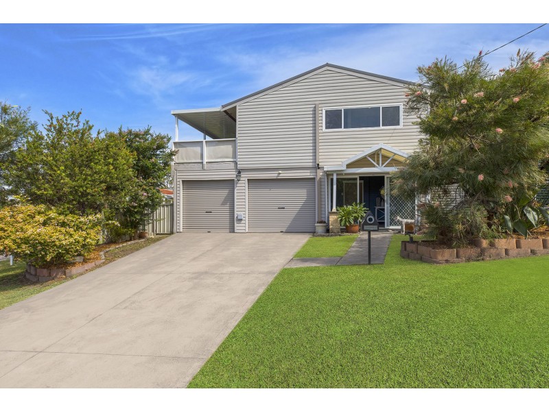 16 Talinga Avenue, Point Clare NSW 2250