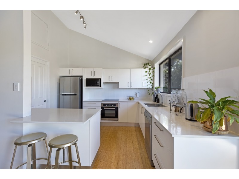 85 Old Gosford Road, Wamberal NSW 2260