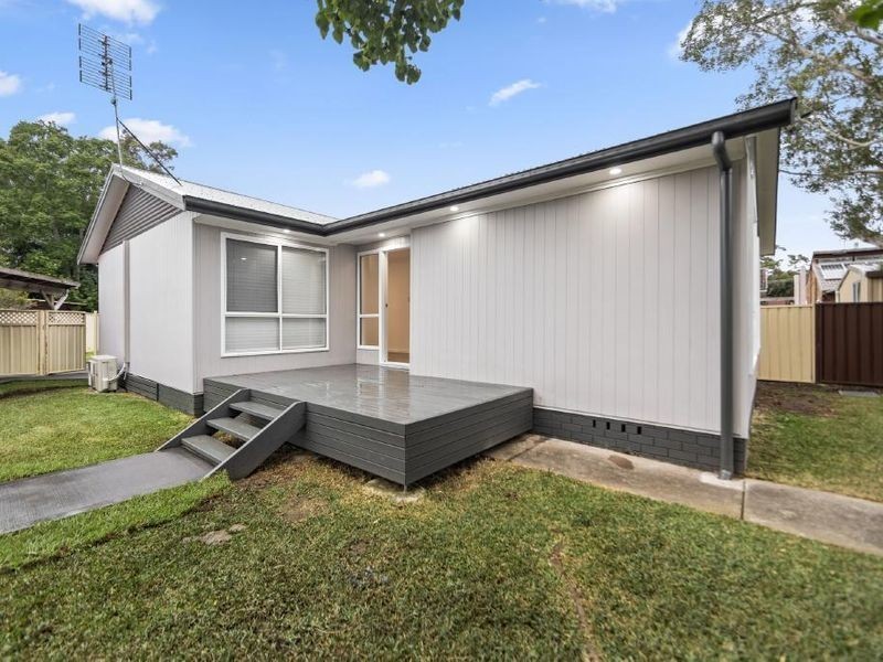 14 Emerald Place, Berkeley Vale NSW 2261