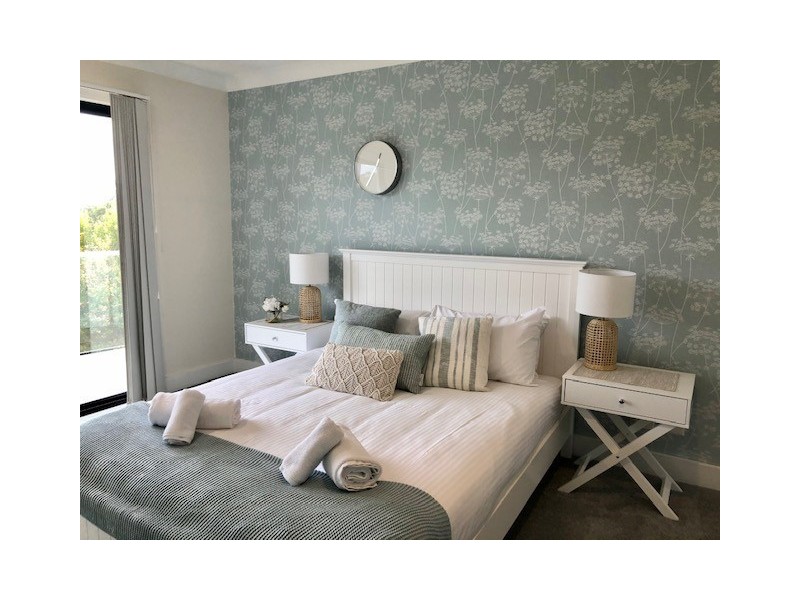 15 Beachcomber Parade, North Avoca NSW 2260