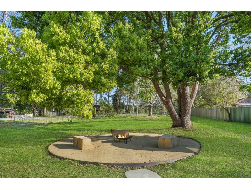 9 Brennan Avenue, Kincumber NSW 2251