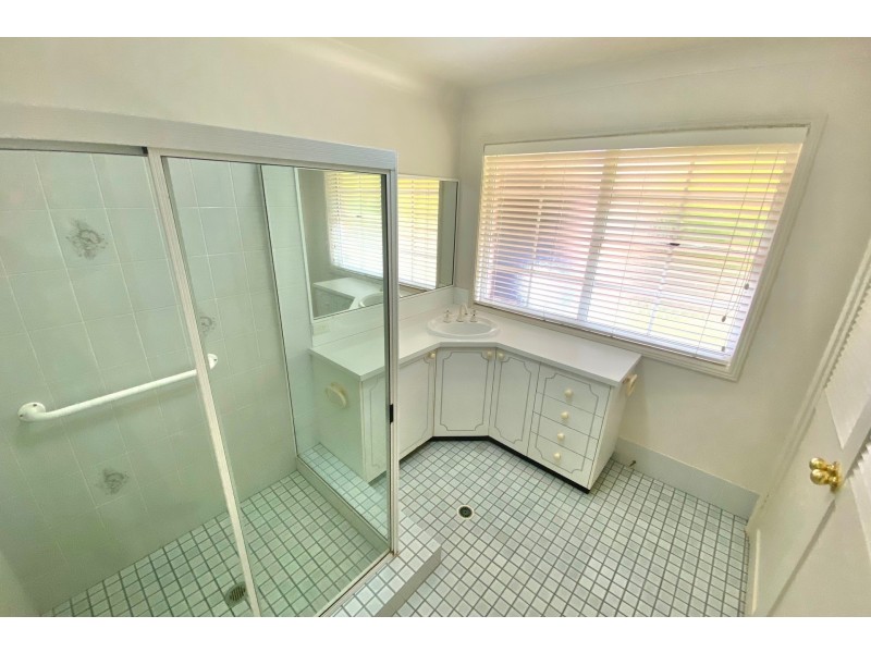1/84 Serpentine Road, Terrigal NSW 2260