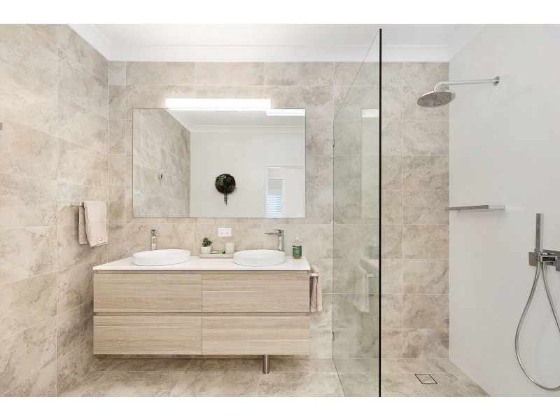 1 Henley Avenue, Terrigal NSW 2260