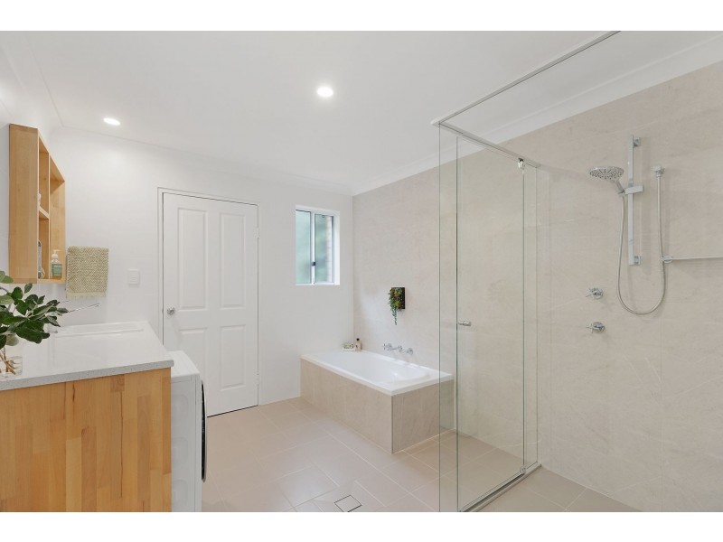 1 Henley Avenue, Terrigal NSW 2260