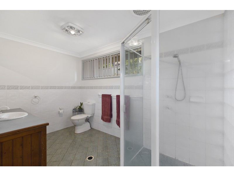 8 Lilac Close, Springfield NSW 2250