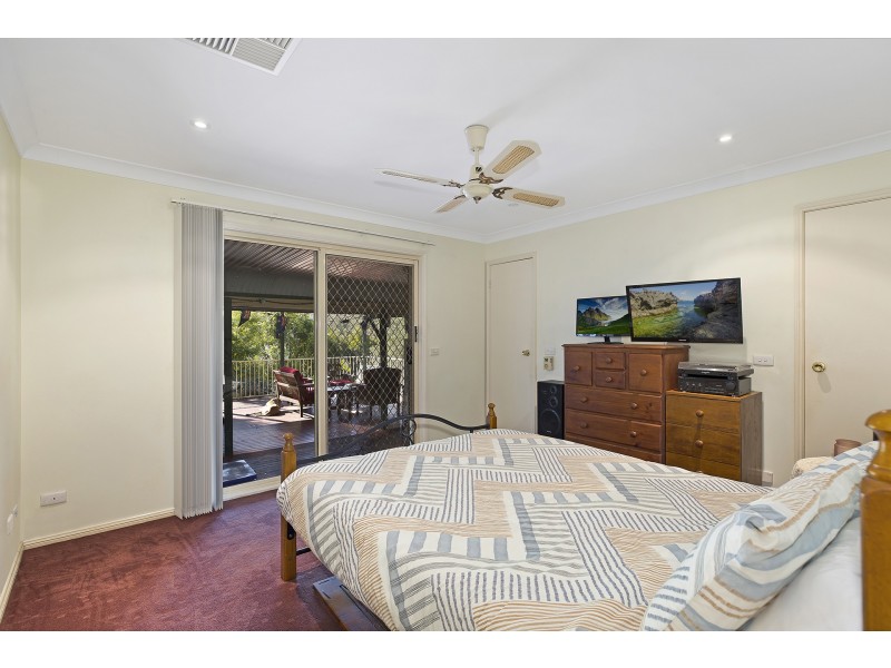 8 Lilac Close, Springfield NSW 2250