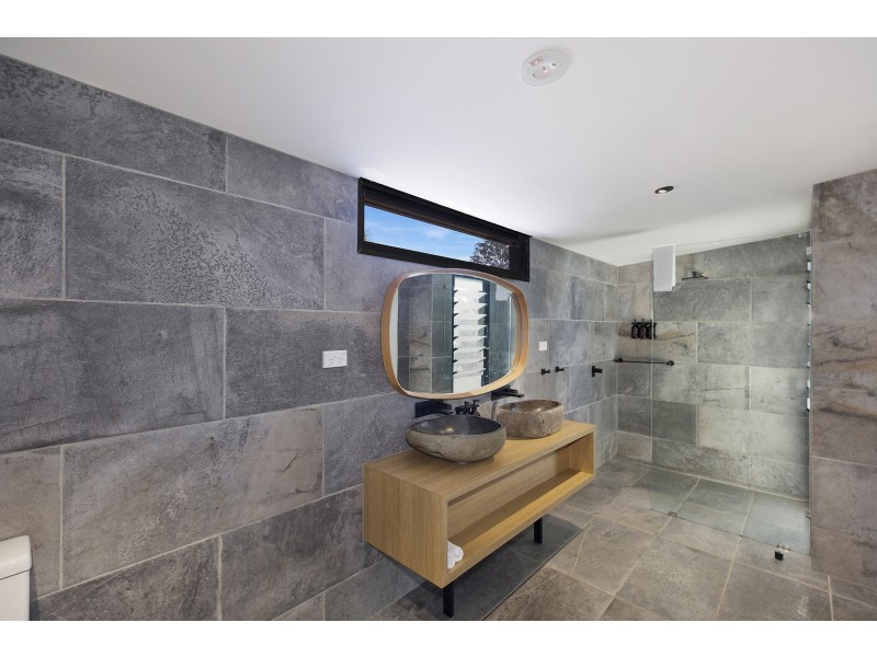 4 Fishermans Point, Berowra Waters NSW 2082