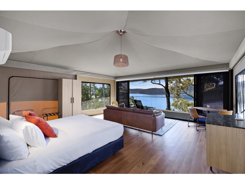 4 Fishermans Point, Berowra Waters NSW 2082
