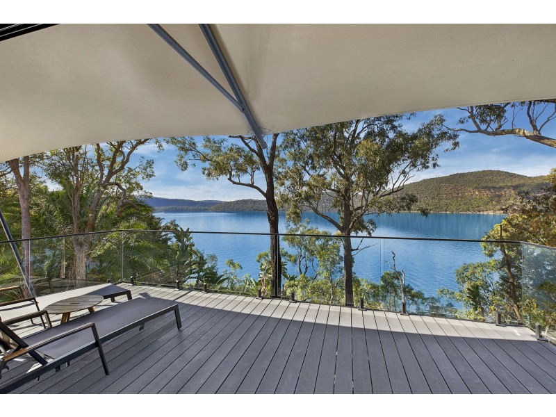 4 Fishermans Point, Berowra Waters NSW 2082