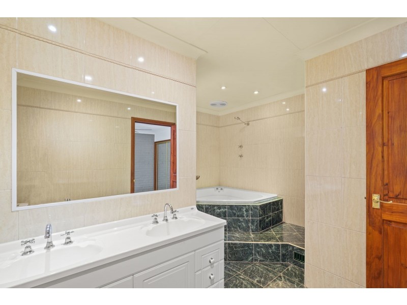 2 Dashwood Close, Wamberal NSW 2260