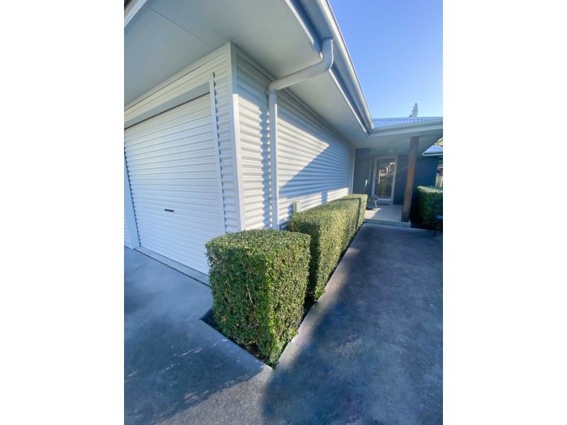 12a Kirkness Avenue, North Gosford NSW 2250