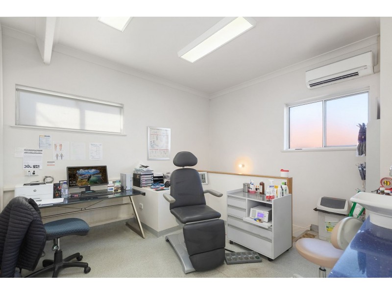 670 The Entrance Road, Wamberal NSW 2260