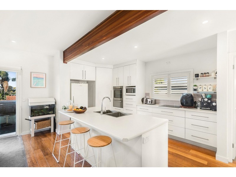 670 The Entrance Road, Wamberal NSW 2260