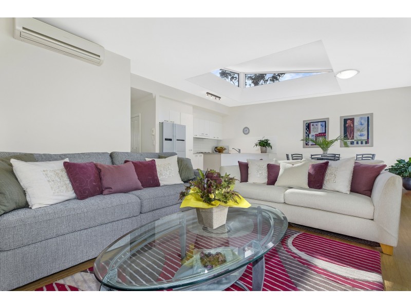 6/11 Jennie Cox Close, Erina NSW 2250