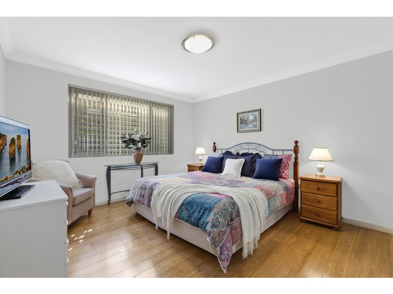 6/11 Jennie Cox Close, Erina NSW 2250