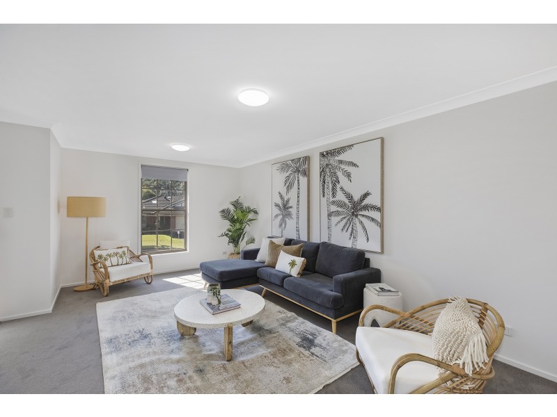 2/21 Sandpiper Place, Green Point NSW 2251