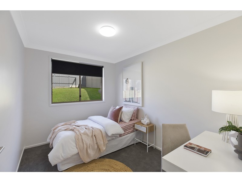 2/21 Sandpiper Place, Green Point NSW 2251