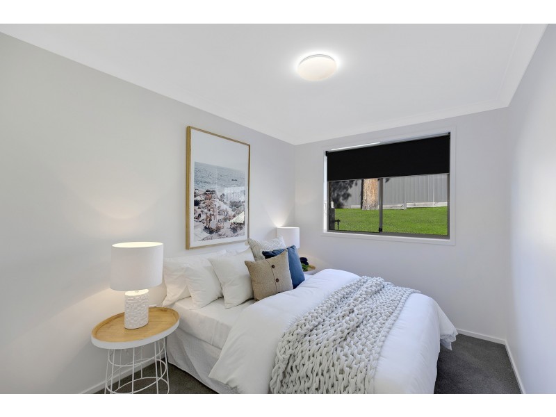 2/21 Sandpiper Place, Green Point NSW 2251