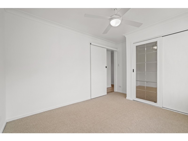 82 Lowanna Avenue, Forresters Beach NSW 2260