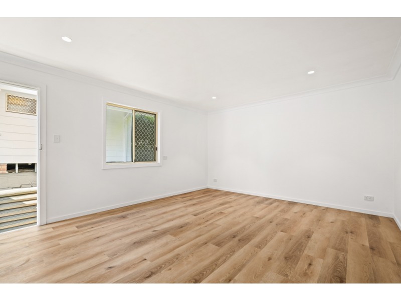 82 Lowanna Avenue, Forresters Beach NSW 2260