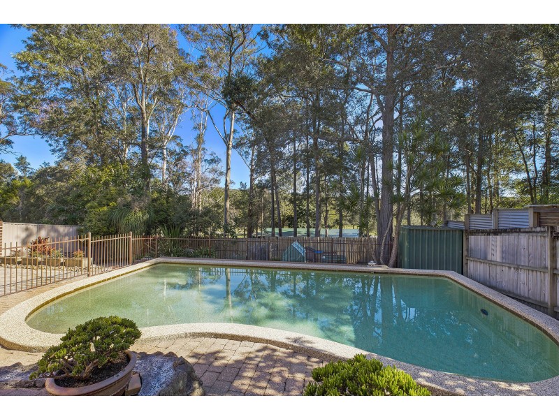 25 Plymouth Drive, Wamberal NSW 2260