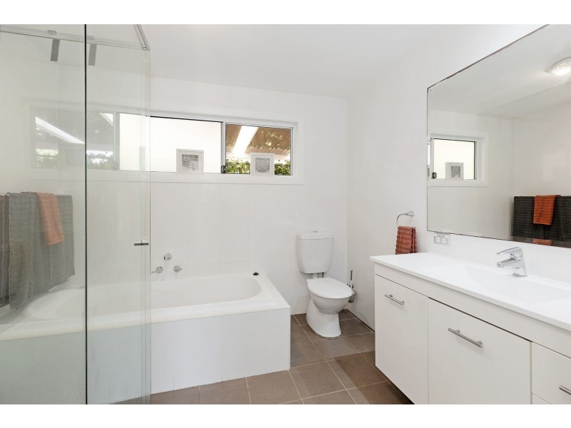 10 Riviera Avenue, Terrigal NSW 2260