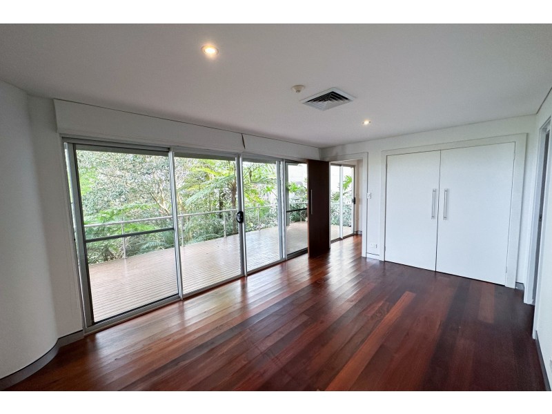 74 Tramway Road, North Avoca NSW 2260
