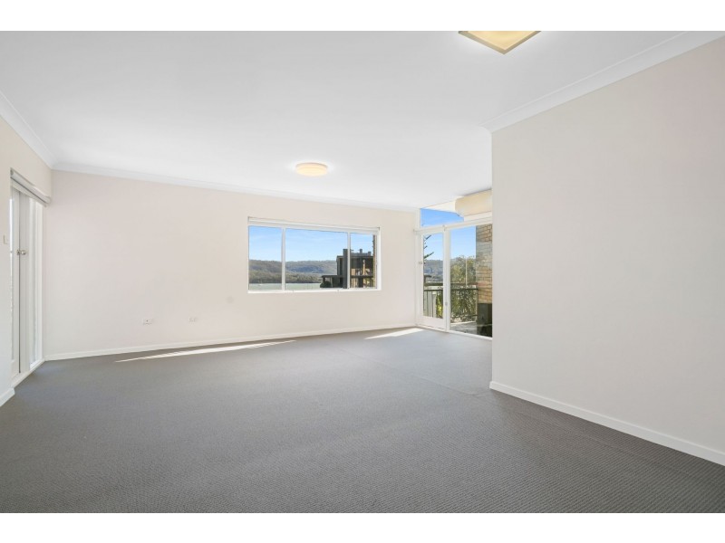 7/138-140 Albany Street, Point Frederick NSW 2250