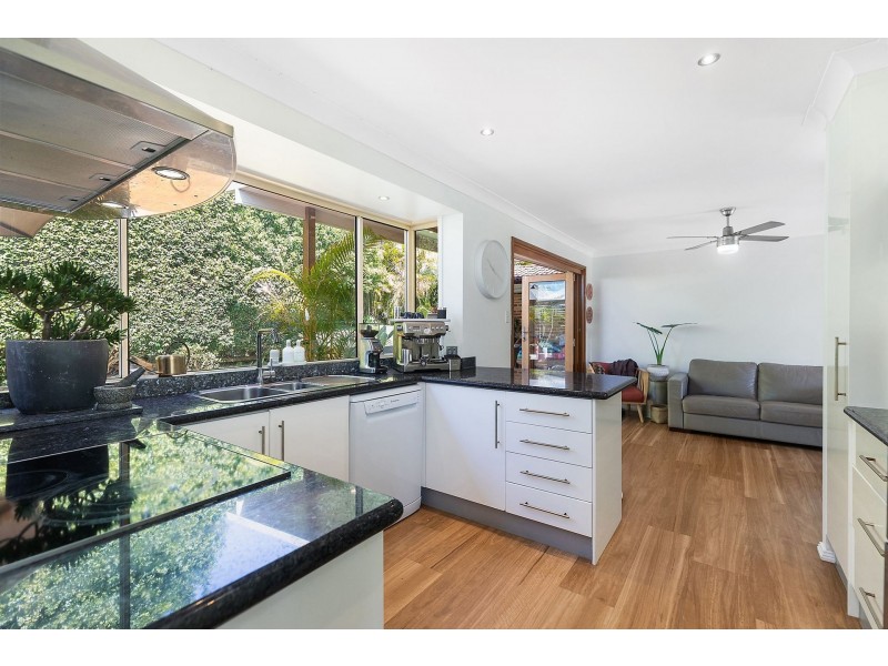 11 Cheryl Avenue, Terrigal NSW 2260