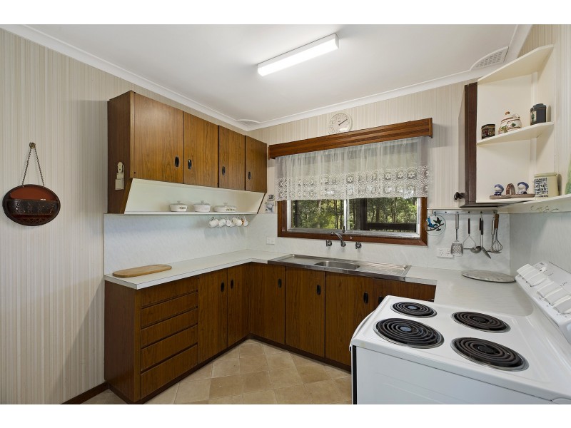 21 Plymouth Drive, Wamberal NSW 2260