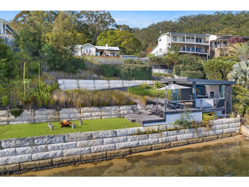 19 Empire Bay Drive, Daleys Point NSW 2257