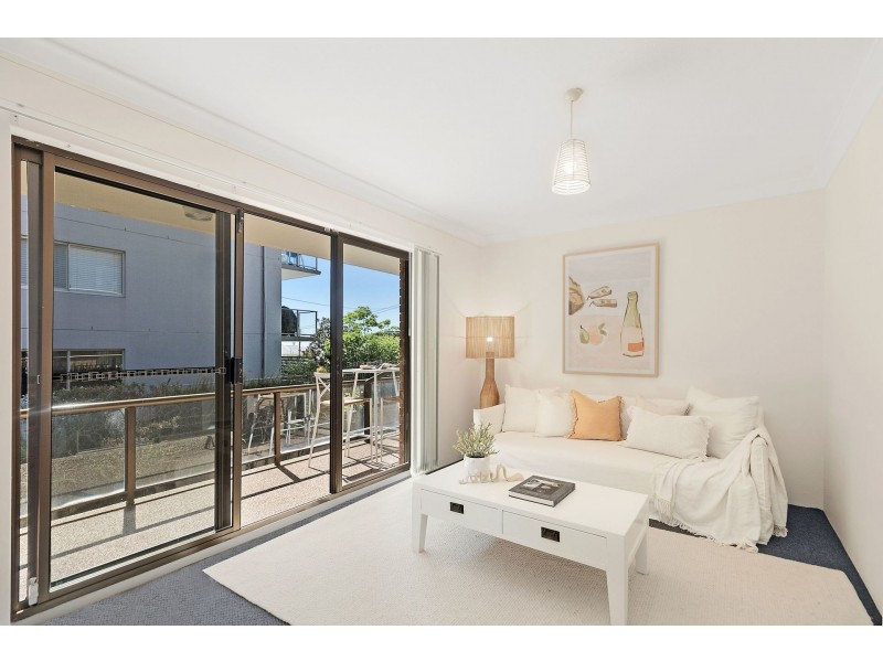 2/19 Barnhill Road, Terrigal NSW 2260
