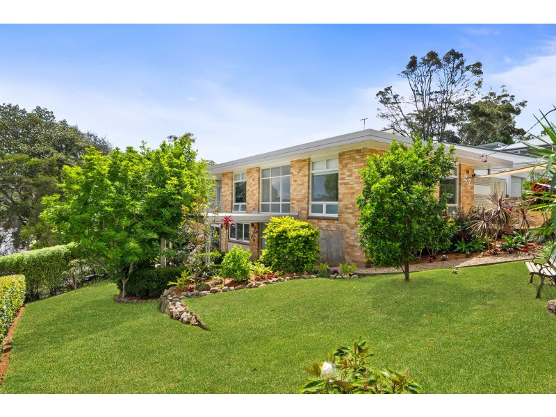 27 Seaview Avenue, Wamberal NSW 2260