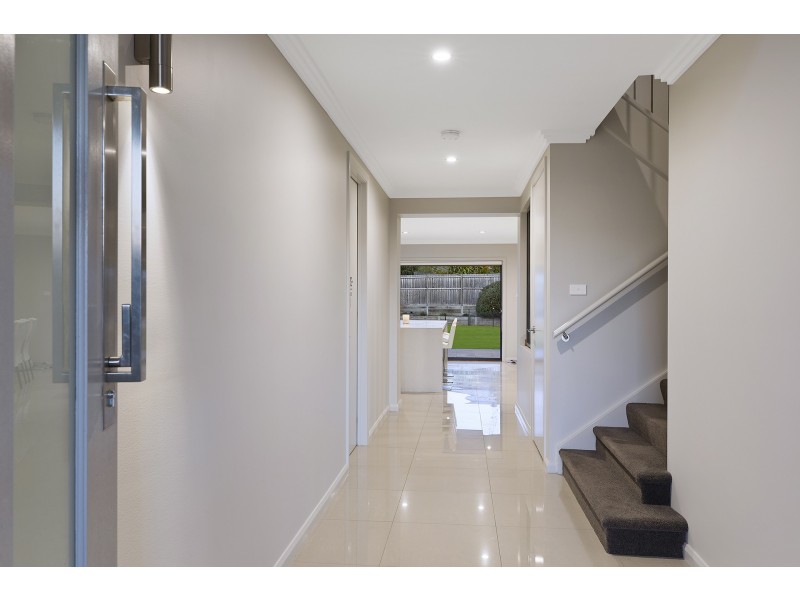 5 Breakers Way, Forresters Beach NSW 2260