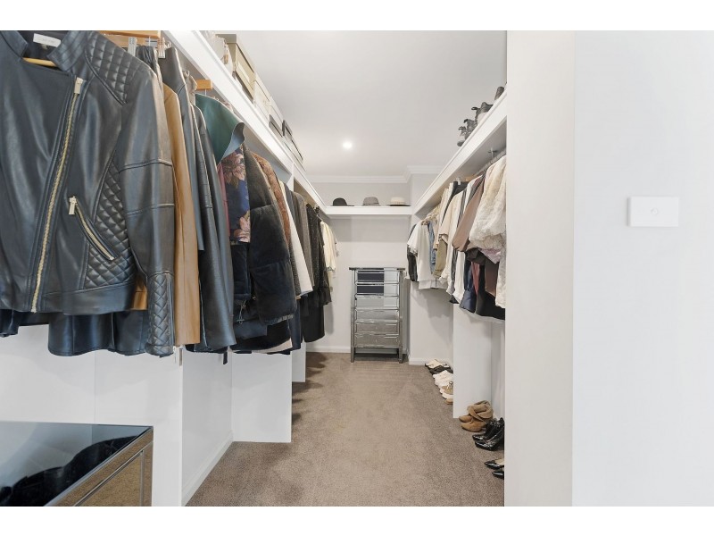 5 Breakers Way, Forresters Beach NSW 2260