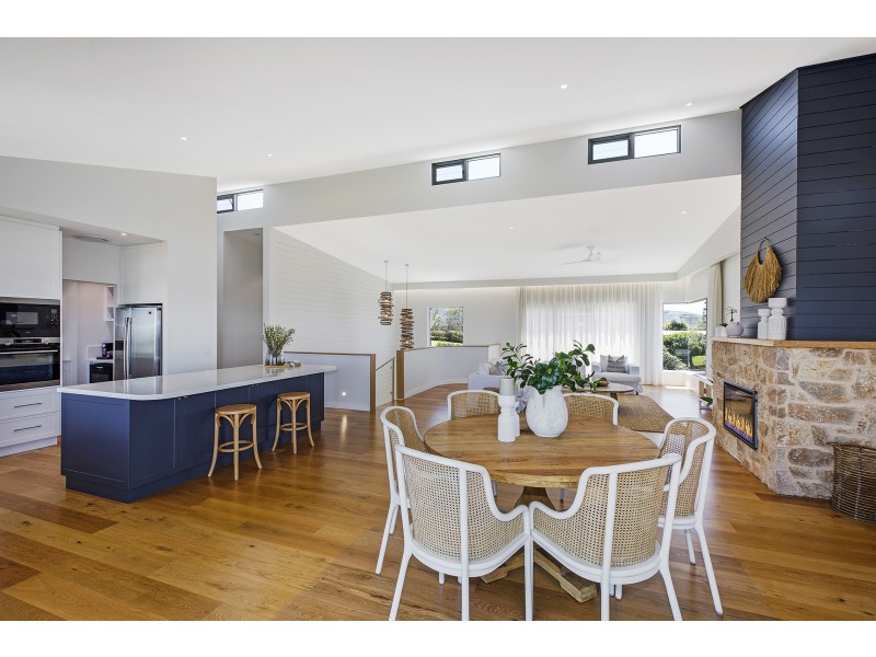 20 Dover Road, Wamberal NSW 2260