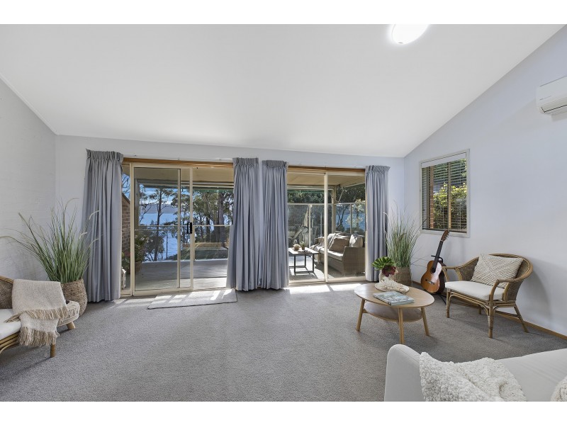 1/309a Avoca Drive, Green Point NSW 2251
