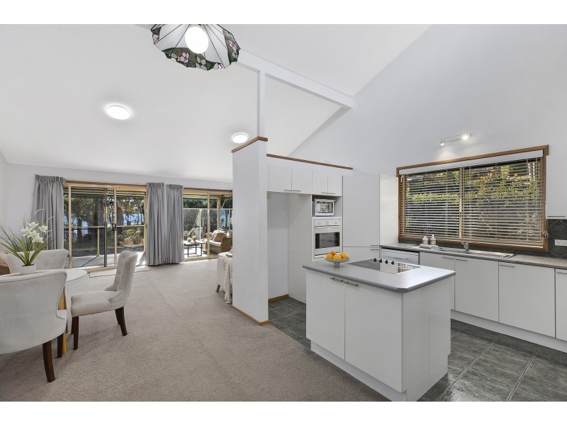 1/309a Avoca Drive, Green Point NSW 2251