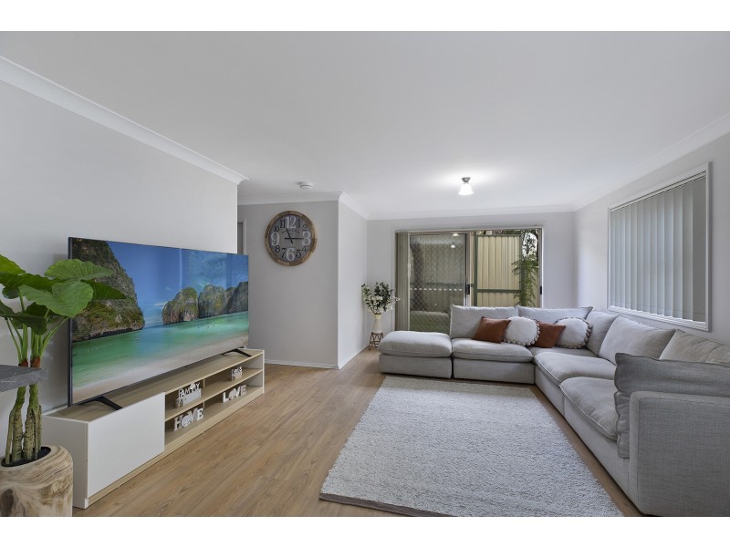 1/9 Jennie Cox Close, Erina NSW 2250