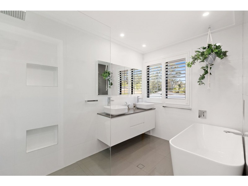 9 Fairway Drive, Terrigal NSW 2260