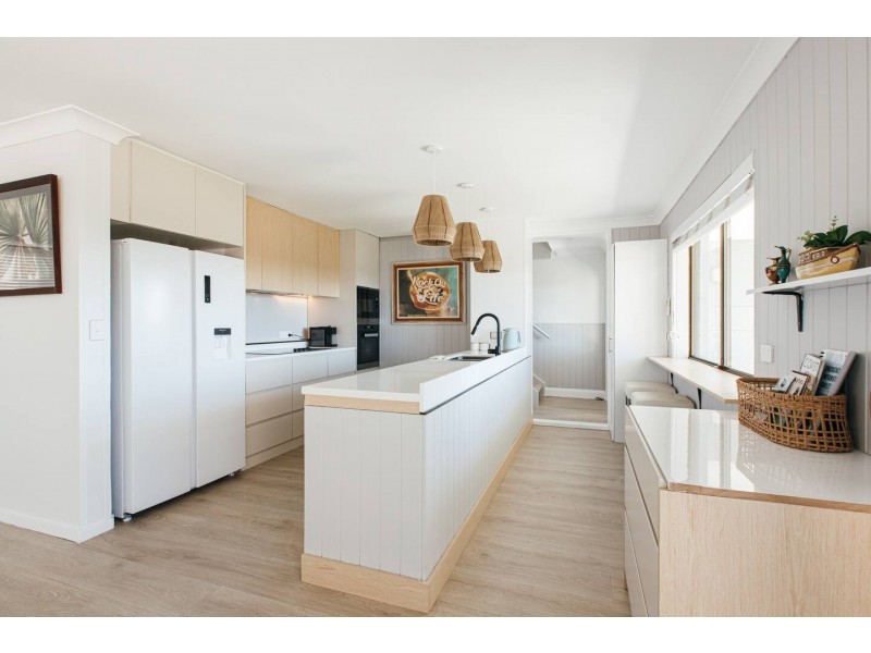 27 Braemar Drive, Wamberal NSW 2260